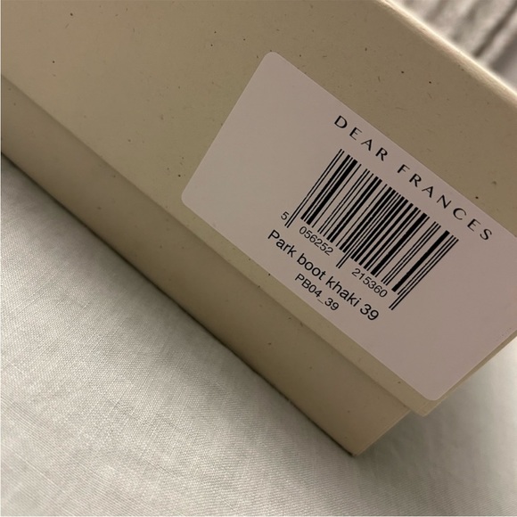 BNIB Dear Frances khaki colour Park Boots, with tags, receipt, dustbag and box. - Picture 9 of 10